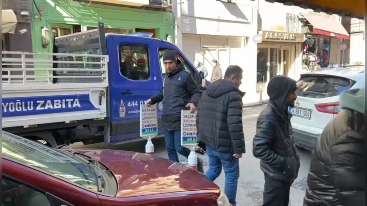 Karaköy'de Korsan Otoparkçılara Denetim: Silah Ele Geçirildi