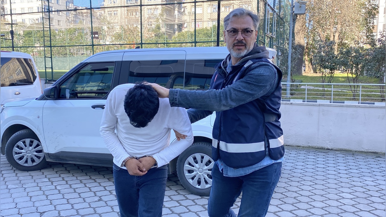 Sokakta Darp Edilen Genç Kadın, Yüzünün Sol Tarafını Hissetmiyor