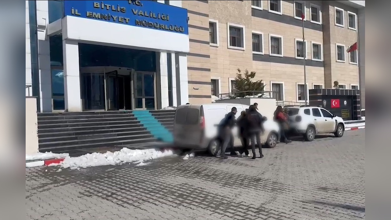 Uyuşturucu Operasyonu: İki Şüpheli Gözaltına Alındı