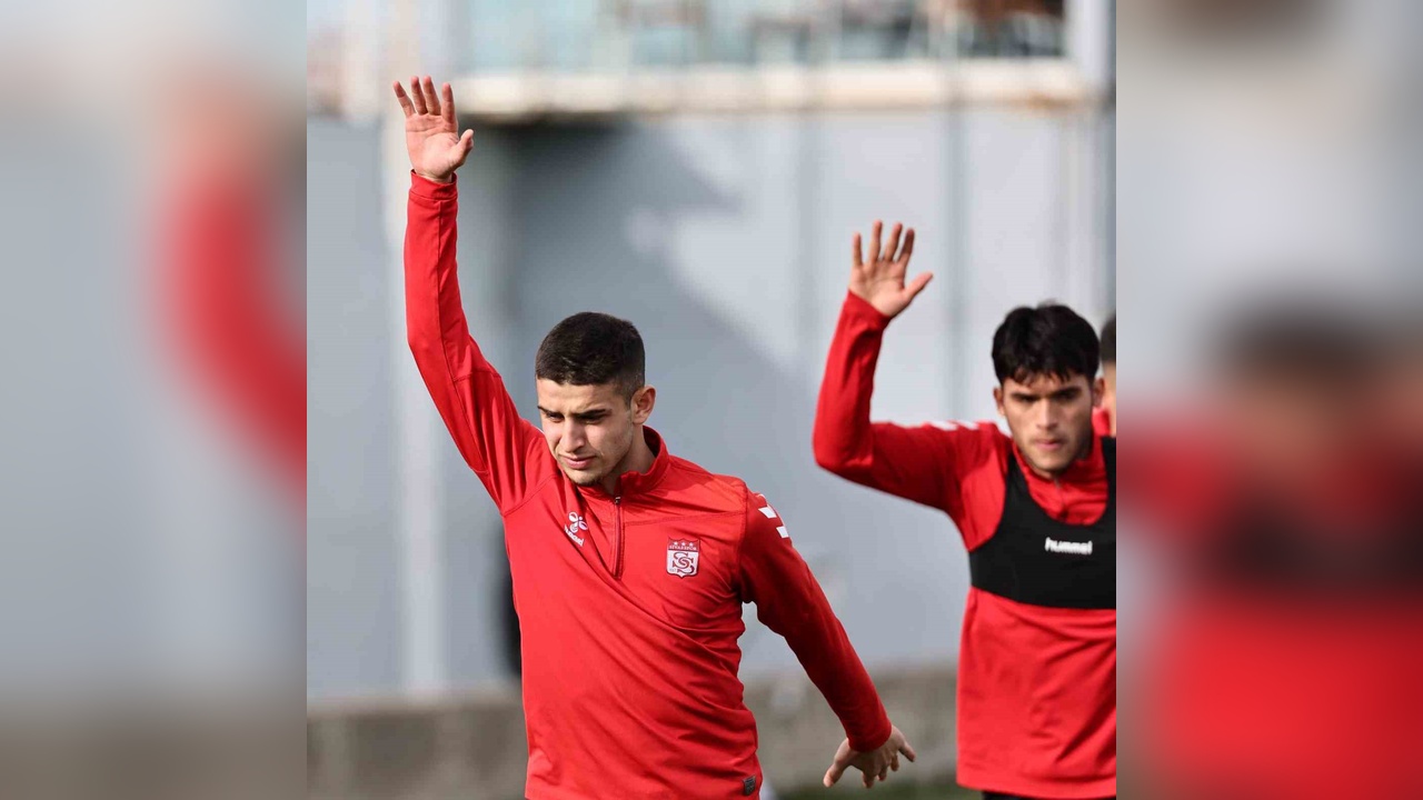 Sivasspor, Göztepe ile Yapacağı Maç İçin Hazırlıklarını Tamamladı