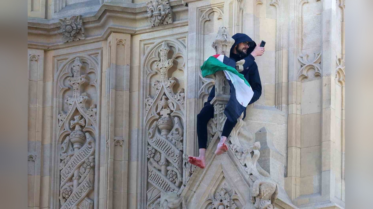 Big Ben'de Filistin Bayrağı Açan Kişiye İkna Çalışmaları Devam Ediyor
