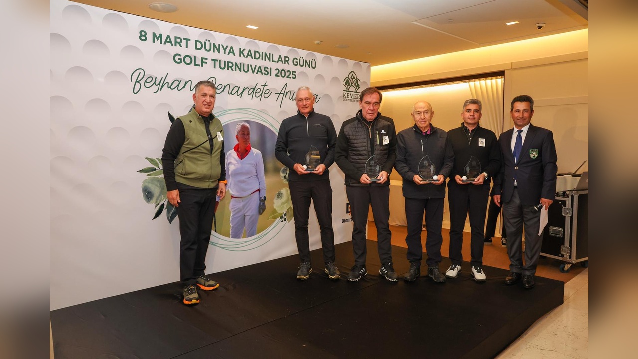 Dünya Kadınlar Günü'nde Golf Turnuvası Düzenlendi