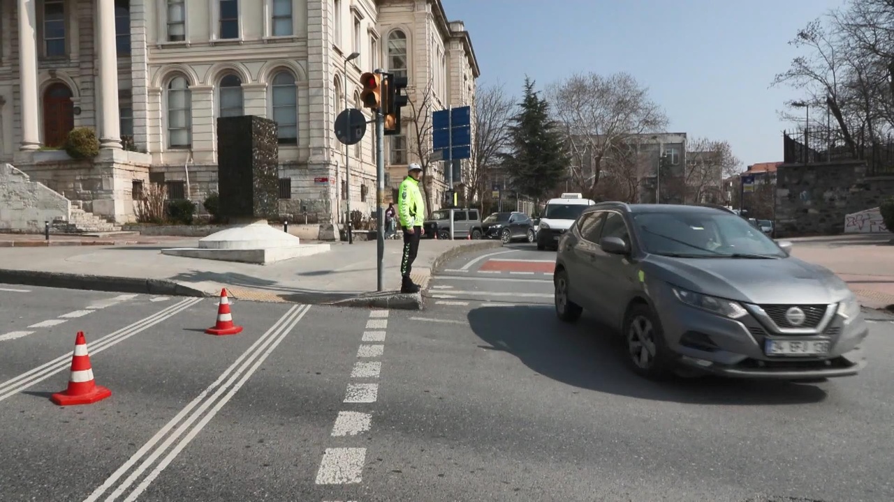 Şişli'de Üç Günlük Yürüyüş Yasağı Uygulaması Başladı