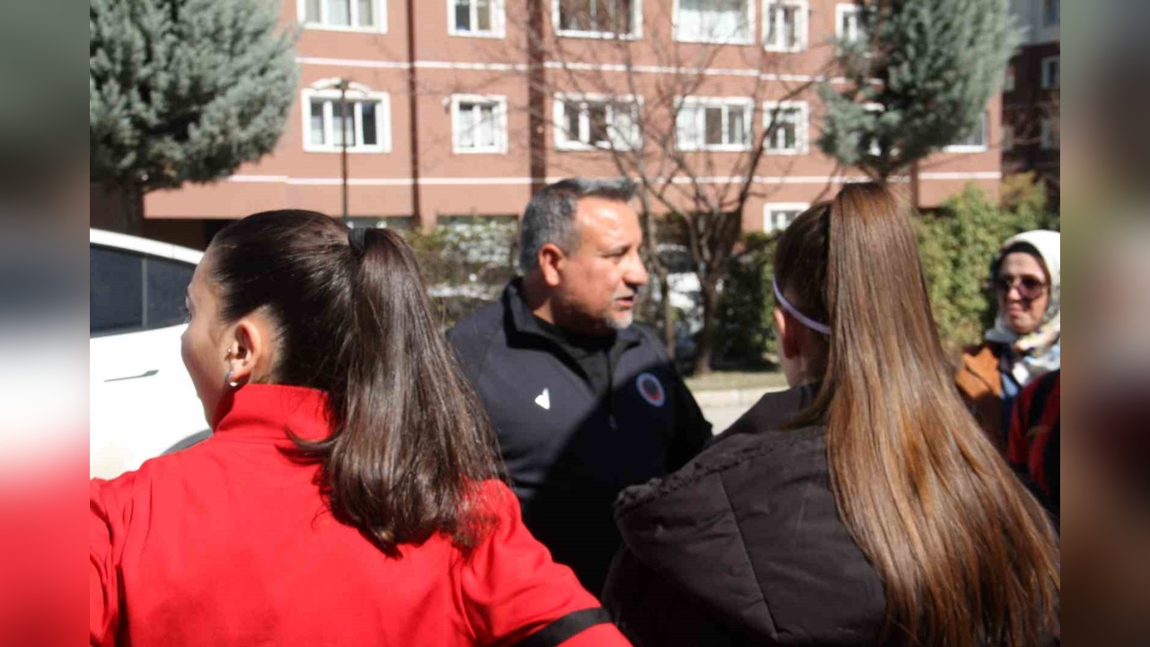 Gençlerbirliği Kadın Futbol Takımı'ndan Anlamlı Etkinlik