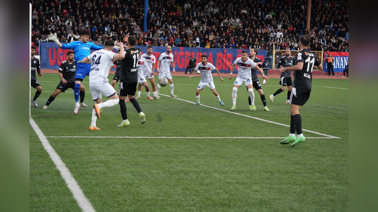 Mardin 1969 Spor, Kahramanmaraş İstiklal Spor'u 1-0 Mağlup Etti