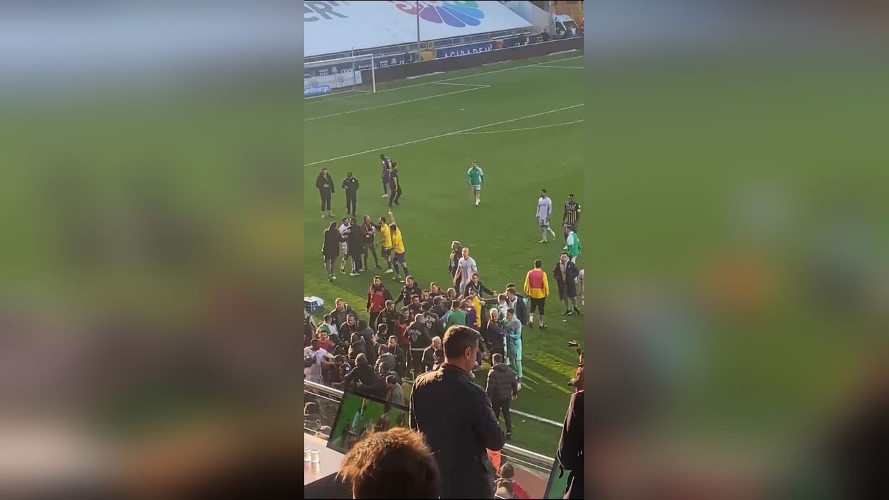 Eyüpspor ve Konyaspor Maçında Gergin Anlar Yaşandı
