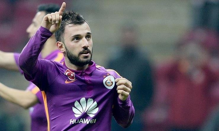 Futbolu bırakan Emre Çolak'tan sürpriz atak: Restoran açtı