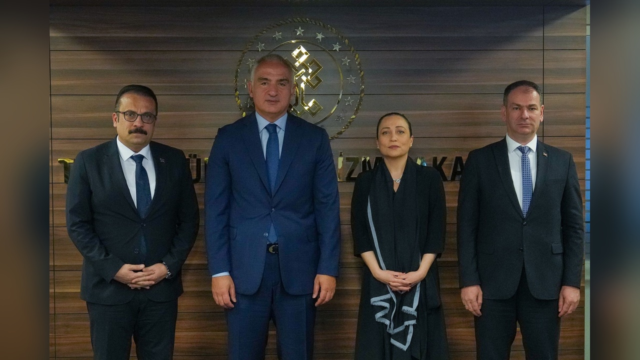 Yurt Dışında Bulunan 8 Bin 967 Eser Türkiye'ye İade Edildi
