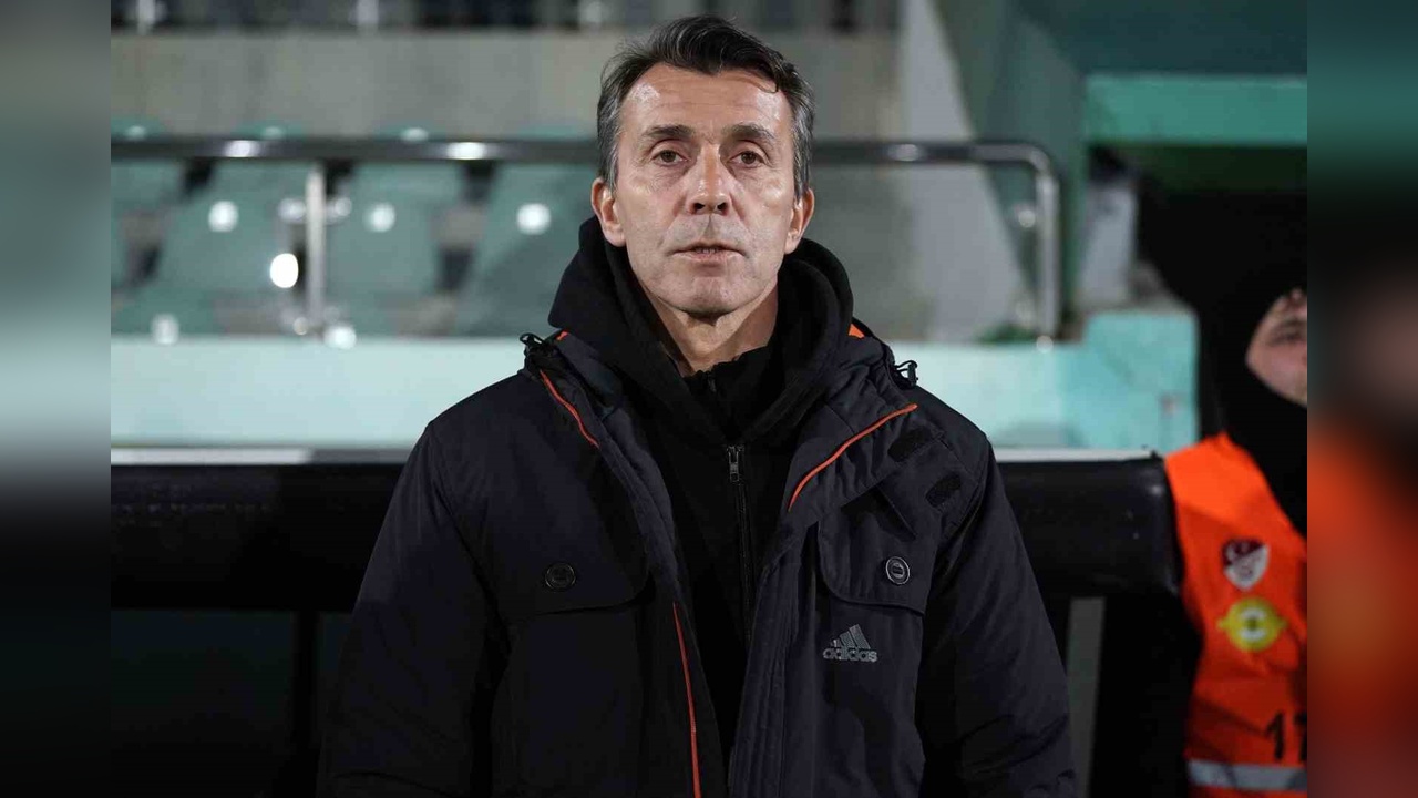 Esenler Erokspor'da Teknik Direktör Bülent Korkmaz ile Yollar Ayrıldı