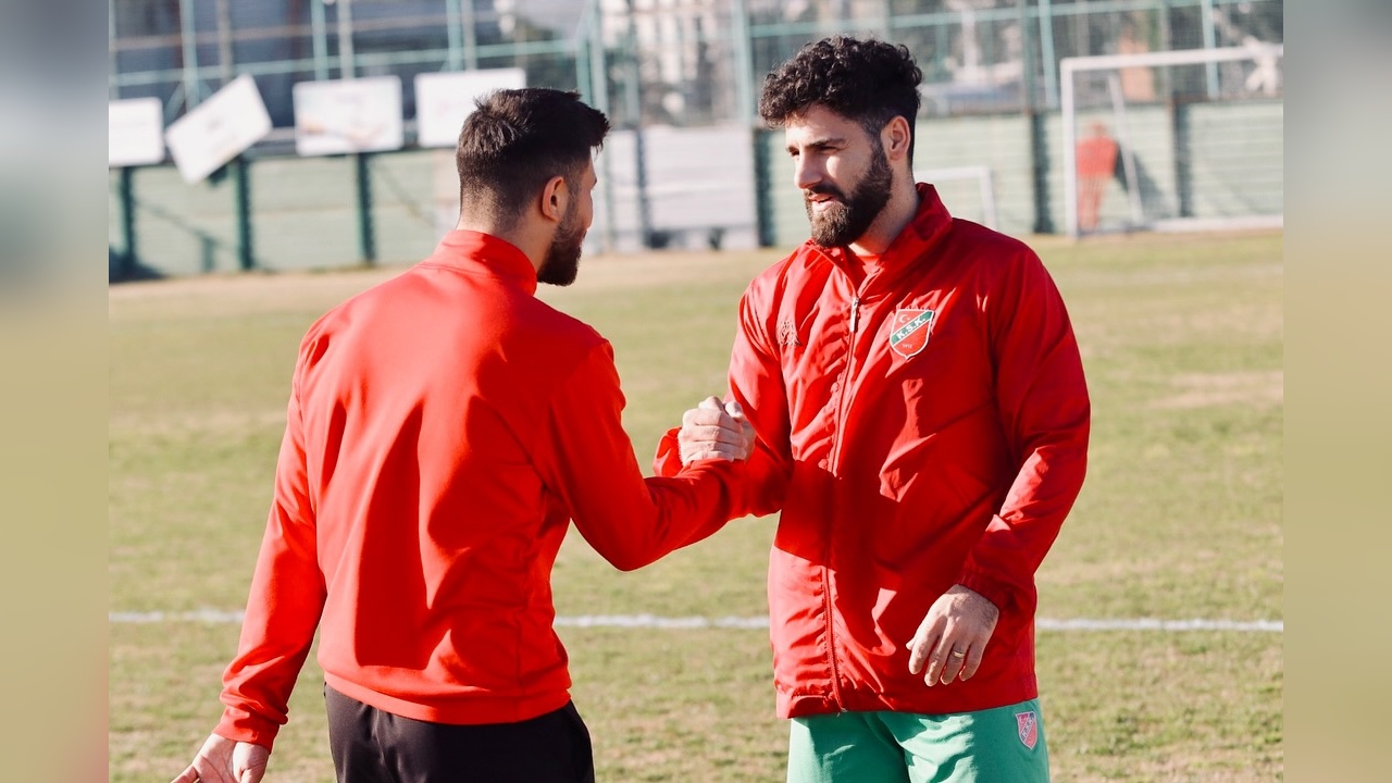 Karşıyaka'da Transfer Gelişmeleri: Enes Takıma Dönüyor, Hakan İse Reddedildi