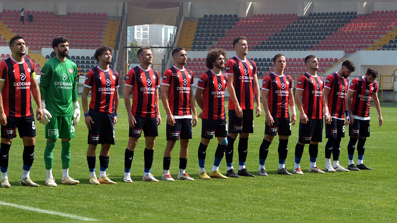 Turgutlu'da Yeni Stadyum Açılışı Beklentileri Karşılamadı