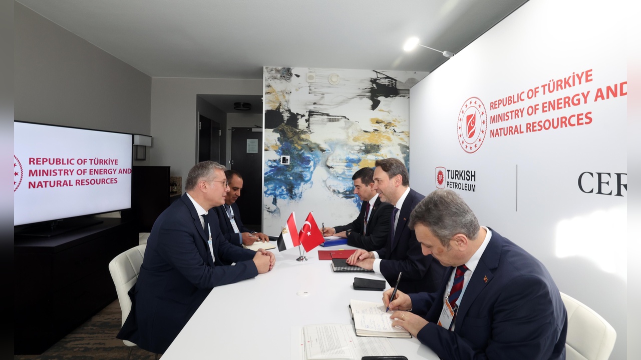 Bakan Bayraktar, ABD'deki Temaslarına Devam Ediyor