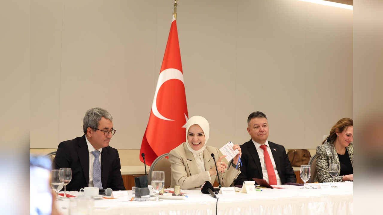 Bakan Göktaş, Kadınların İş Hayatındaki Rolünü Artırmayı Hedefliyor