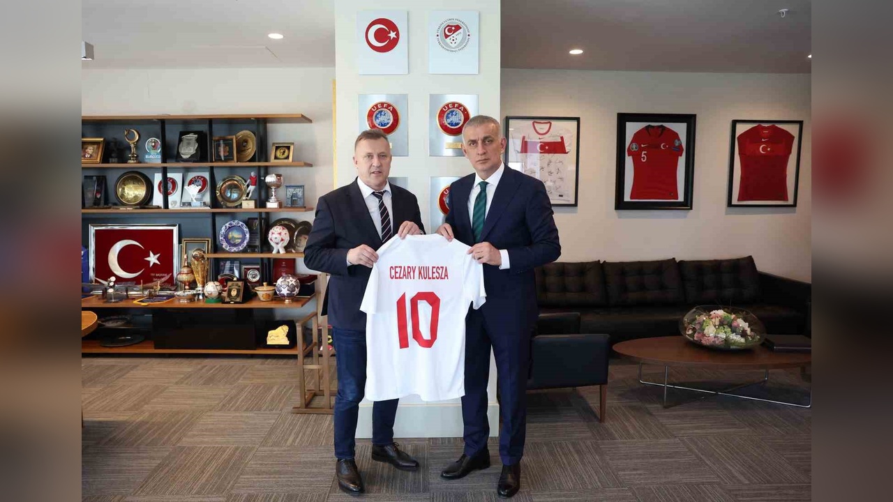 Polonya Futbol Federasyonu Başkanı Kulesza, TFF'yi Ziyaret Etti