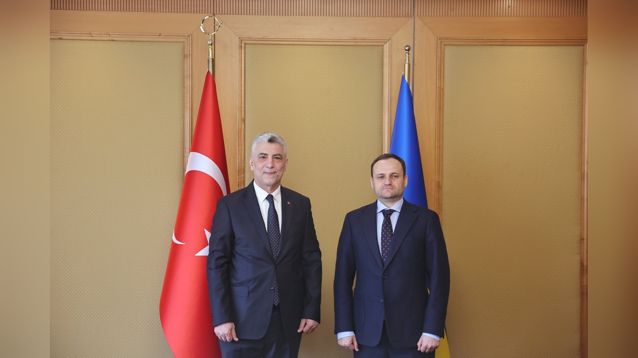 Ticaret Bakanı Bolat, Ukrayna Ziyaretinde Önemli Temaslarda Bulundu