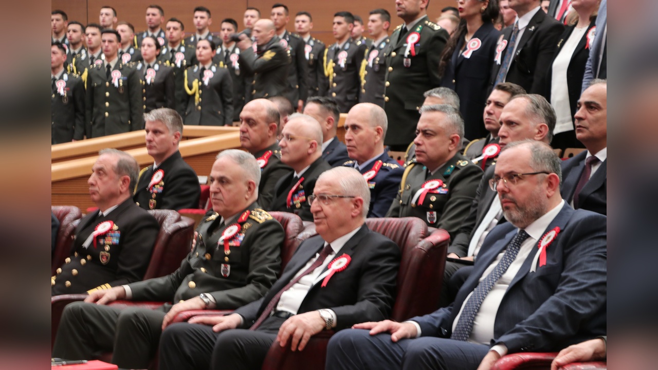 Bakan Güler'den Orduya Destek Mesajı