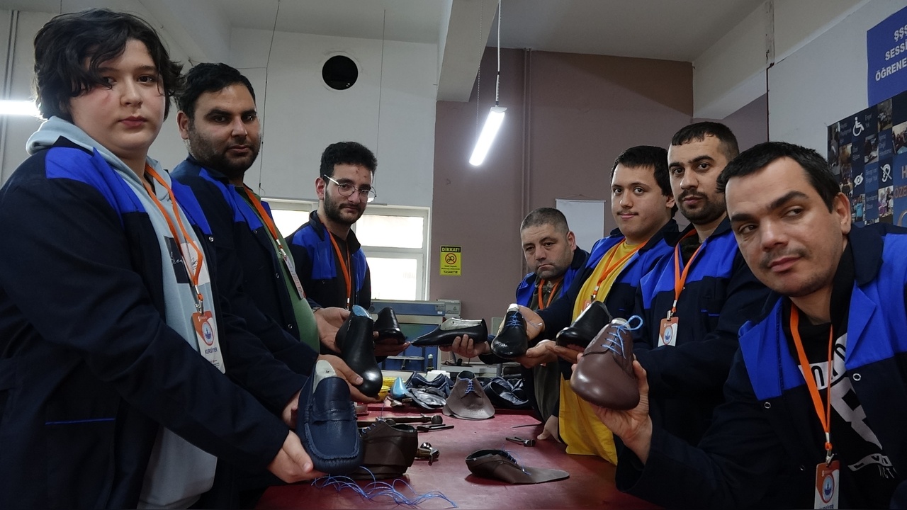 Özel Bireyler Meslek Edinerek Üretim Yapıyor