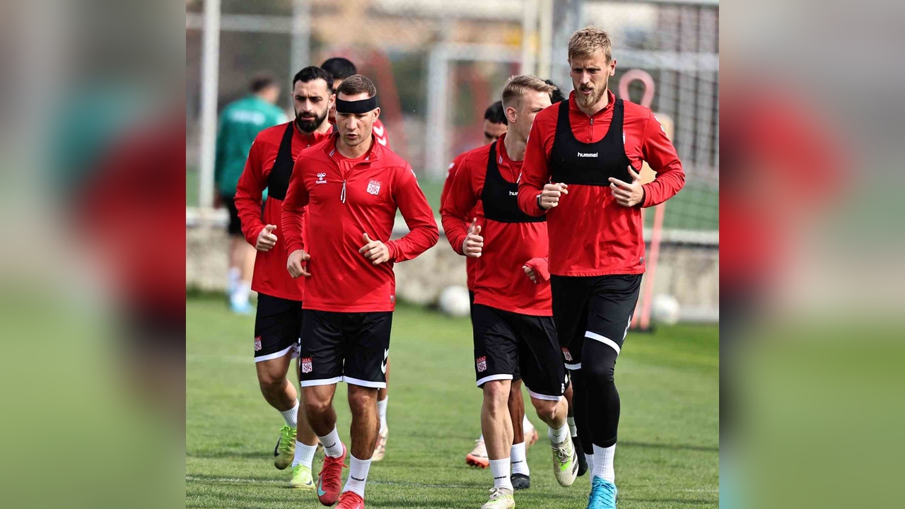 Sivasspor, Hatayspor ile Maç Hazırlıklarına Başladı