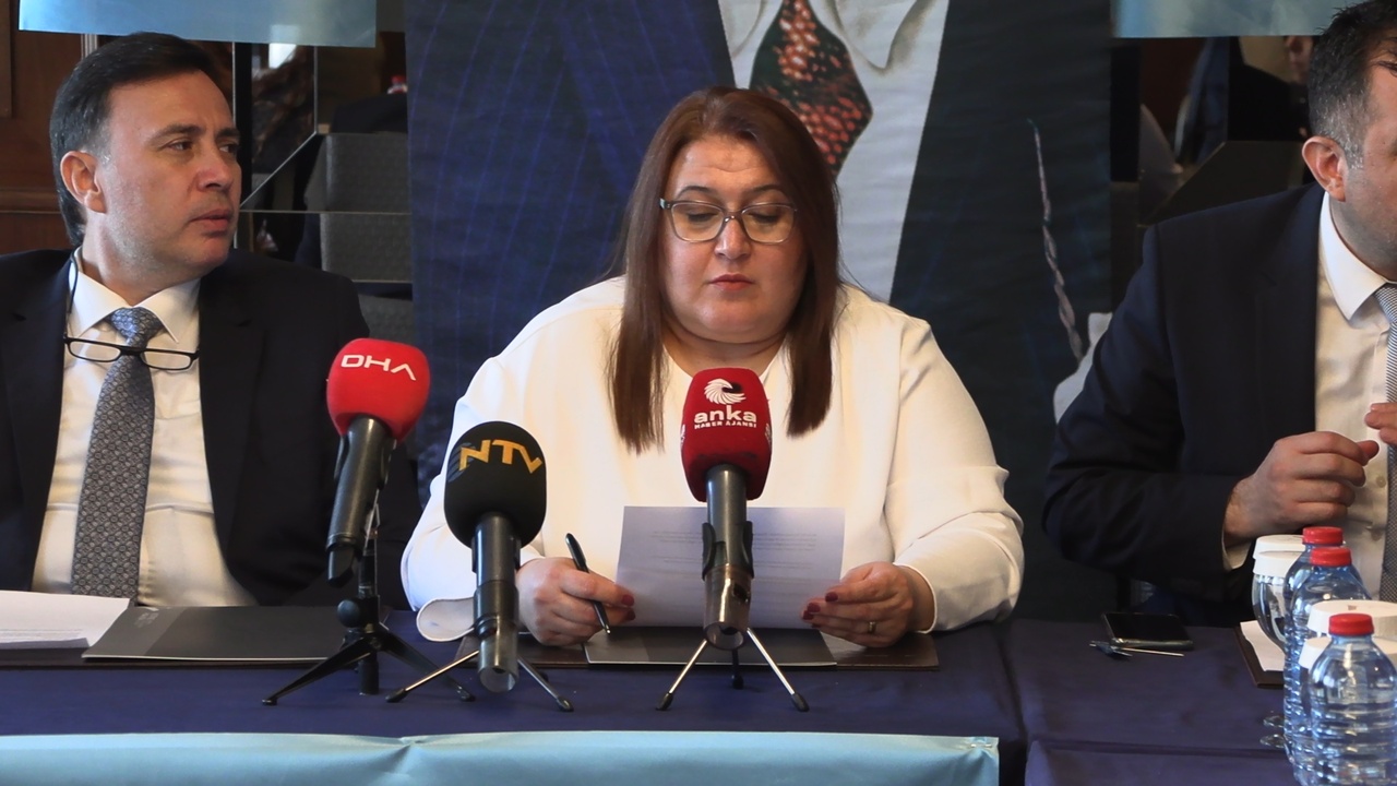 Hekim Birliği Sendikası'ndan 14 Mart Açıklaması