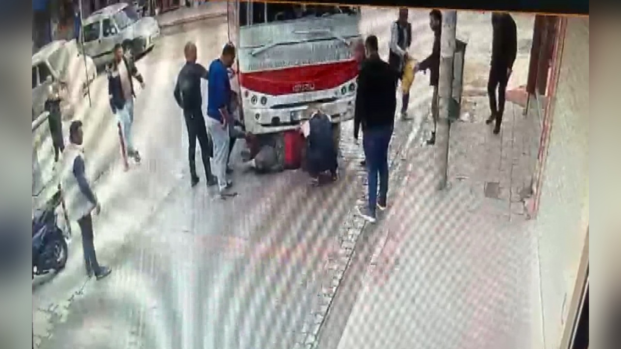 Halk Otobüsü Kazasında Yaya Hayatını Kaybetti