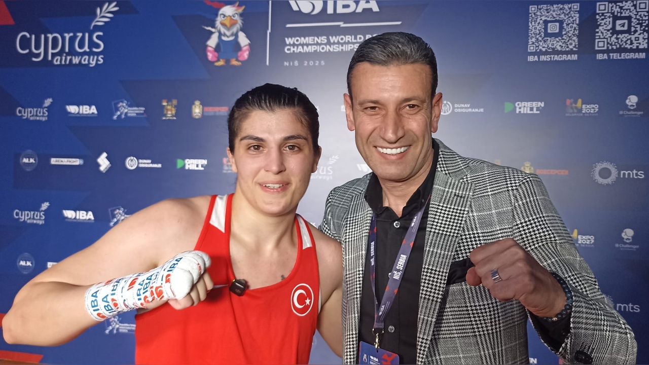 Busenaz Sürmeneli, Dünya Boks Şampiyonası'nda Finale Çıktı