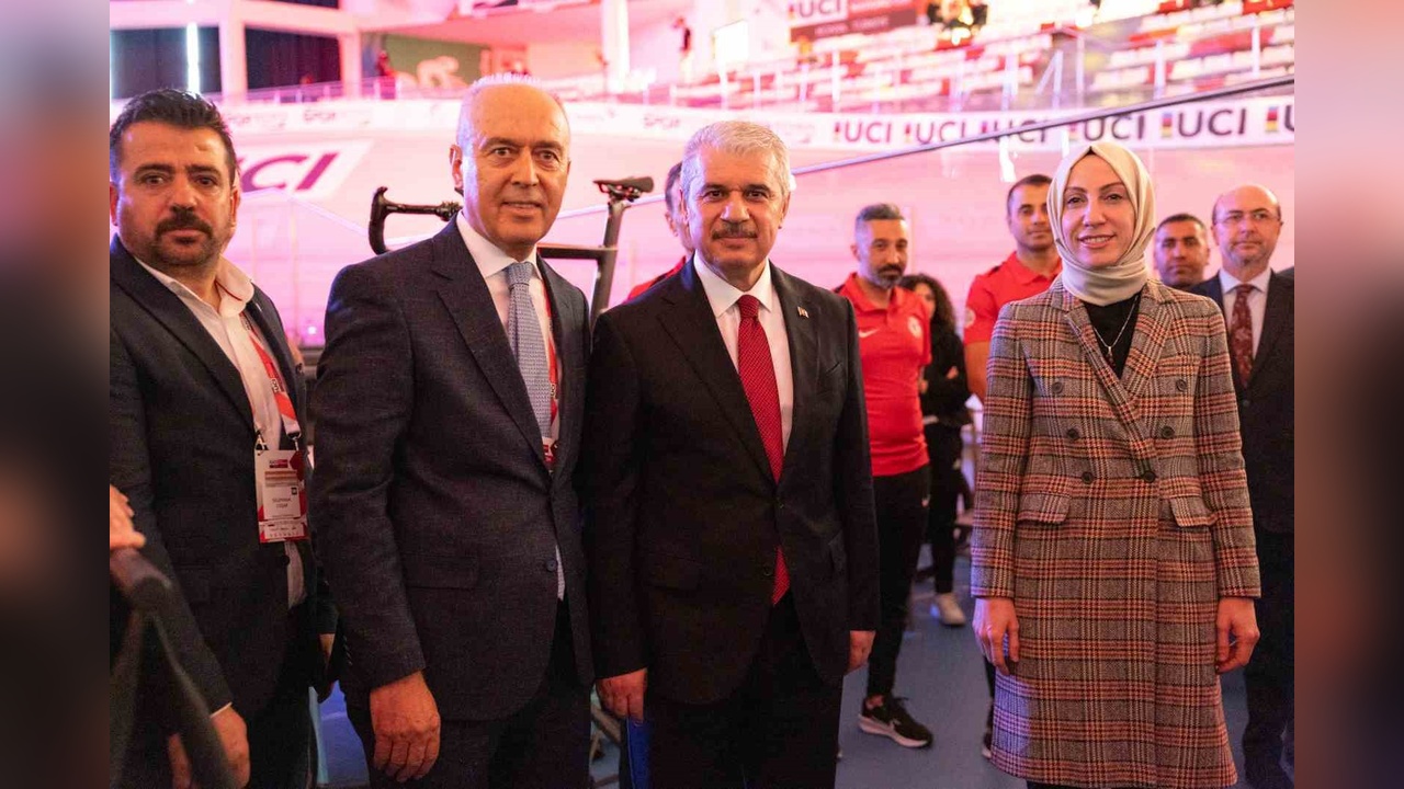 2025 UCI Pist Bisikleti Uluslar Kupası Açılış Seremonisi Gerçekleşti