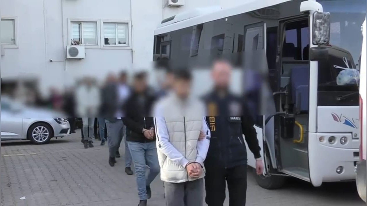 Dolandırıcılık Operasyonunda 5 Kişi Tutuklandı