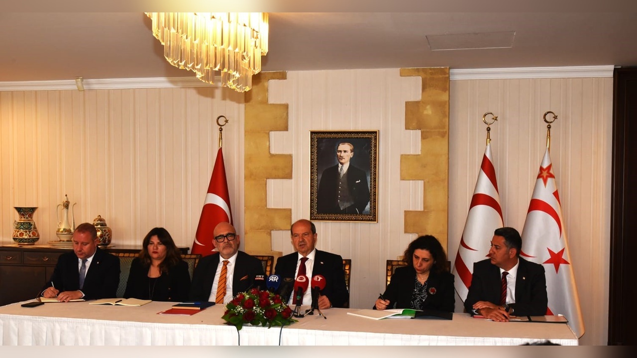 Tatar: Kıbrıs'ın Geleceği Üzerine Tartışmalar Başlamalı