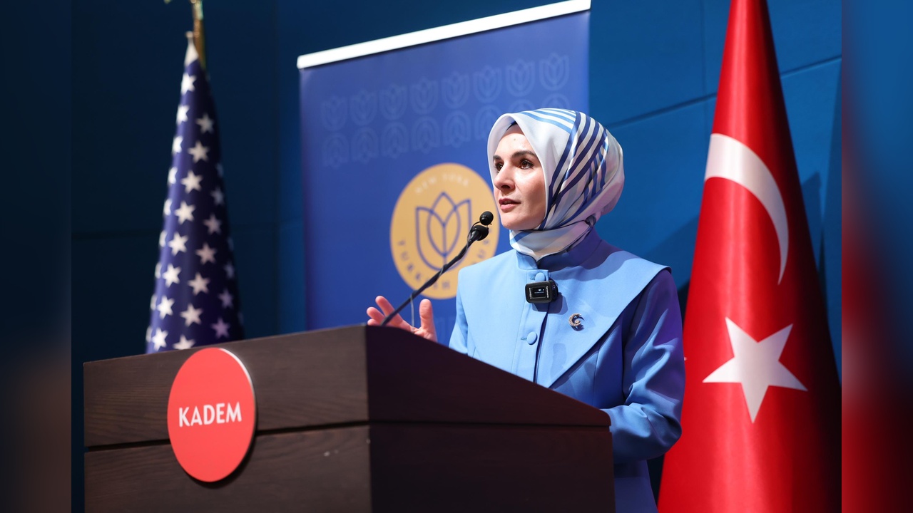 Bakan Göktaş, Sosyal Medya Düzenlemesi Üzerine Açıklamalarda Bulundu