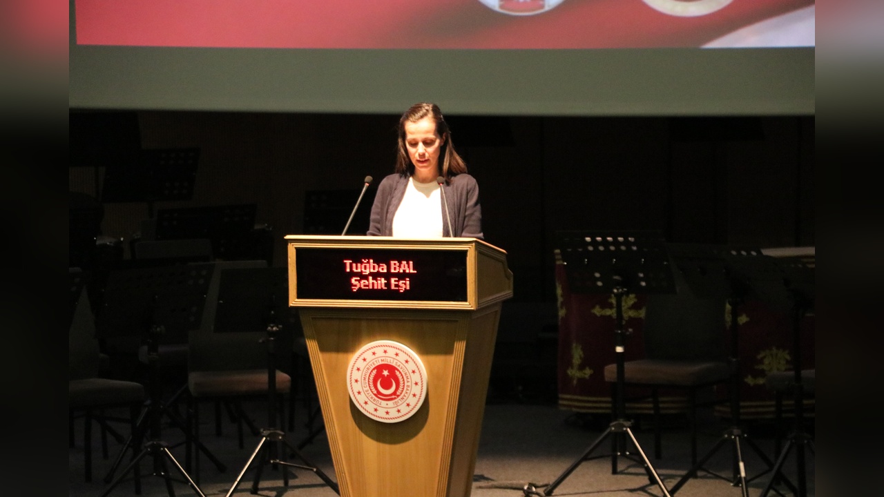 Bakan Güler'den Terör Örgütüne Silah Teslimi Çağrısı