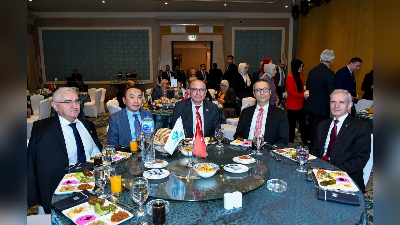 Yunus Emre Enstitüsü Kahire'de İftar Programı Gerçekleştirdi