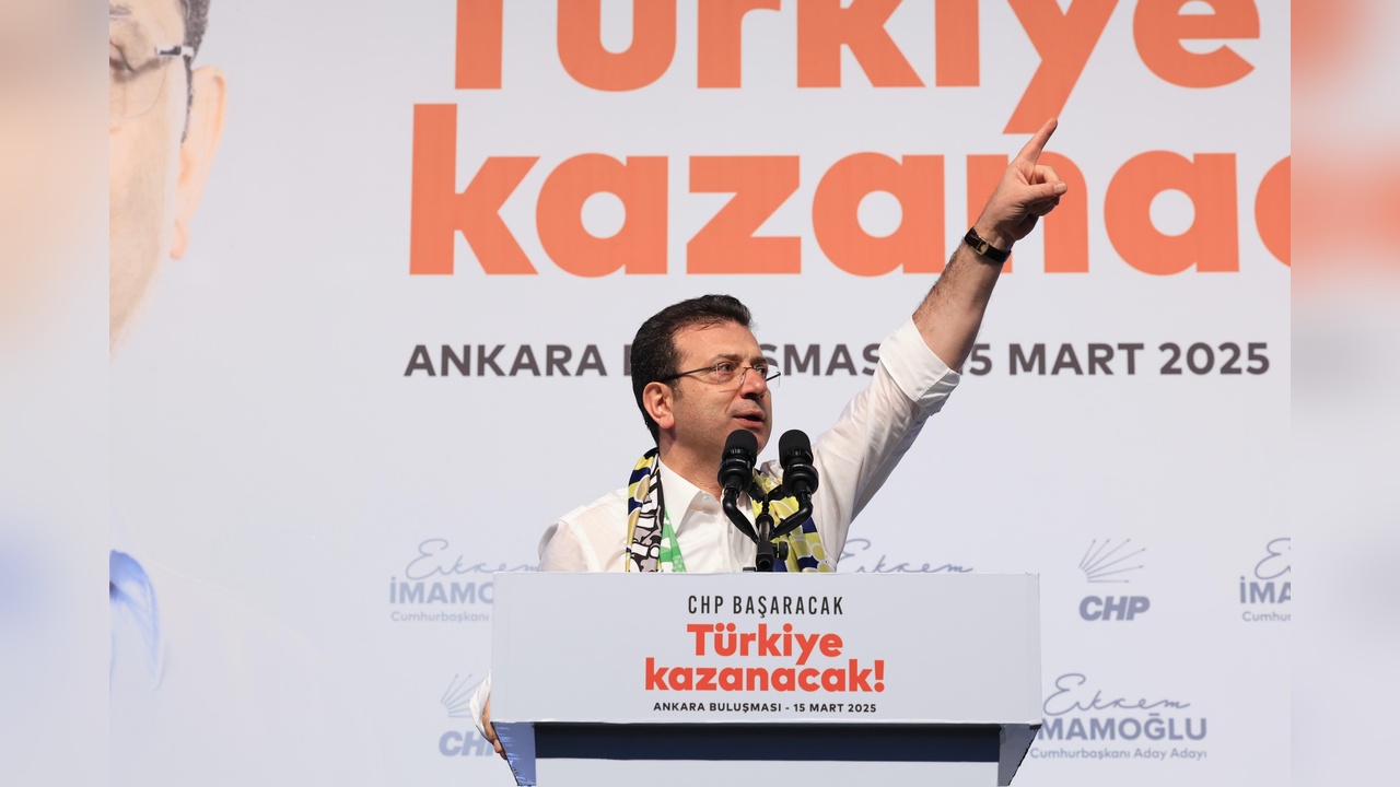 İmamoğlu, Yavaş'ı Ziyaret Etti