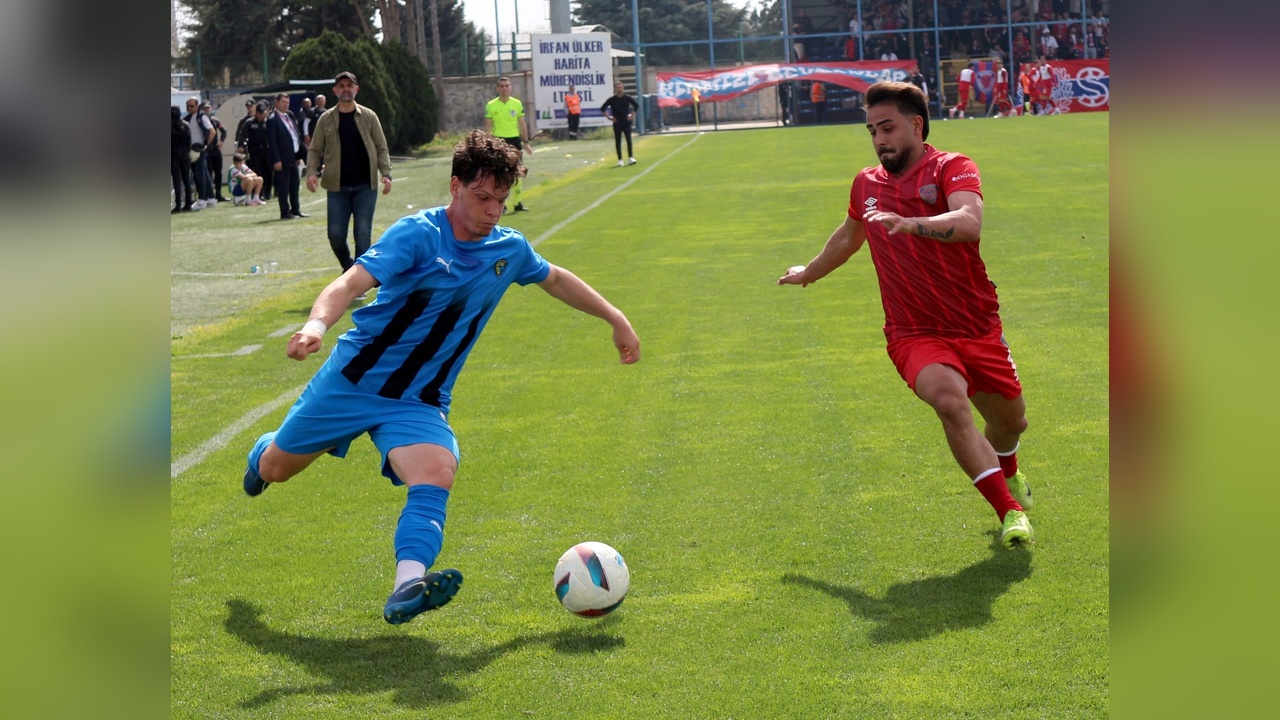 Karacabey Belediyespor, Yeni Mersin İdman Yurdu'nu 2-1 Mağlup Etti