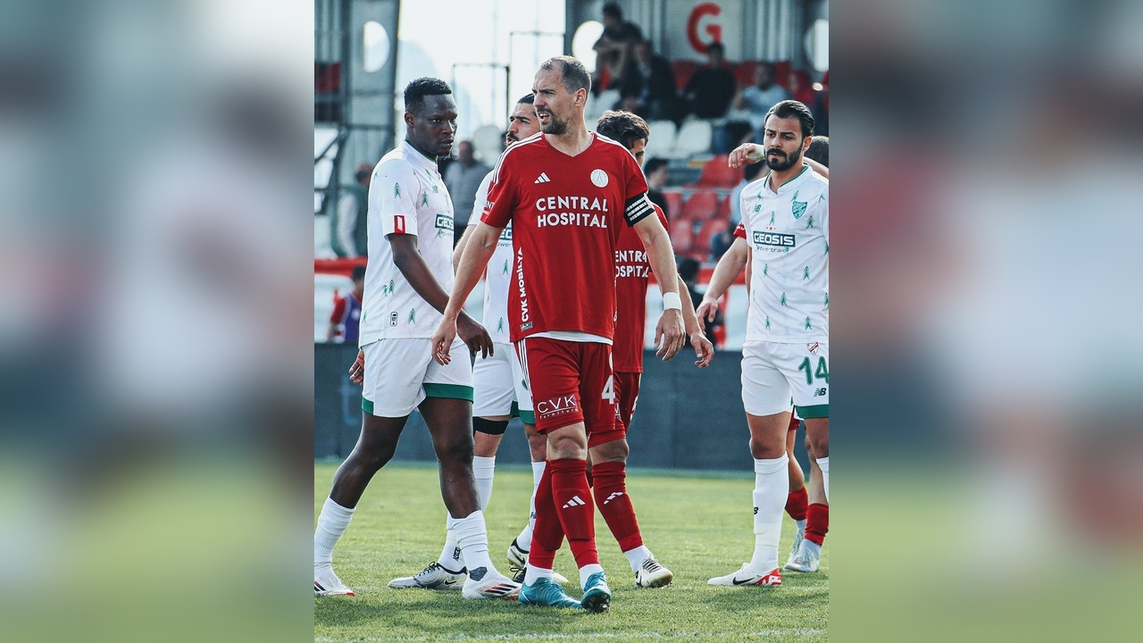Ümraniyespor, Boluspor'u 1-0 Mağlup Etti