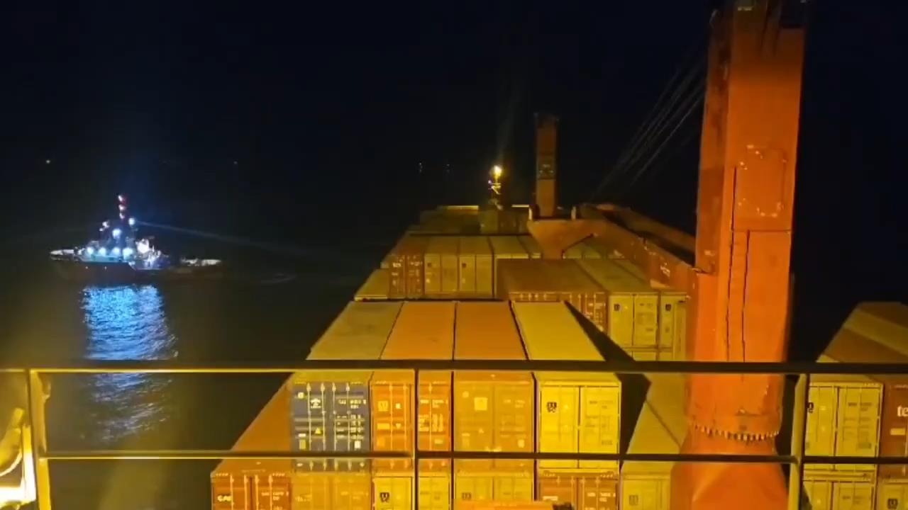 Bakırköy'deki Kargo Gemisi Başarıyla Kurtarıldı