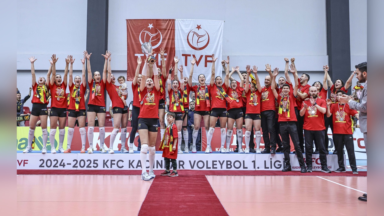 Göztepe, Sultanlar Ligi'nde Heyecanı Zirveye Taşıdı