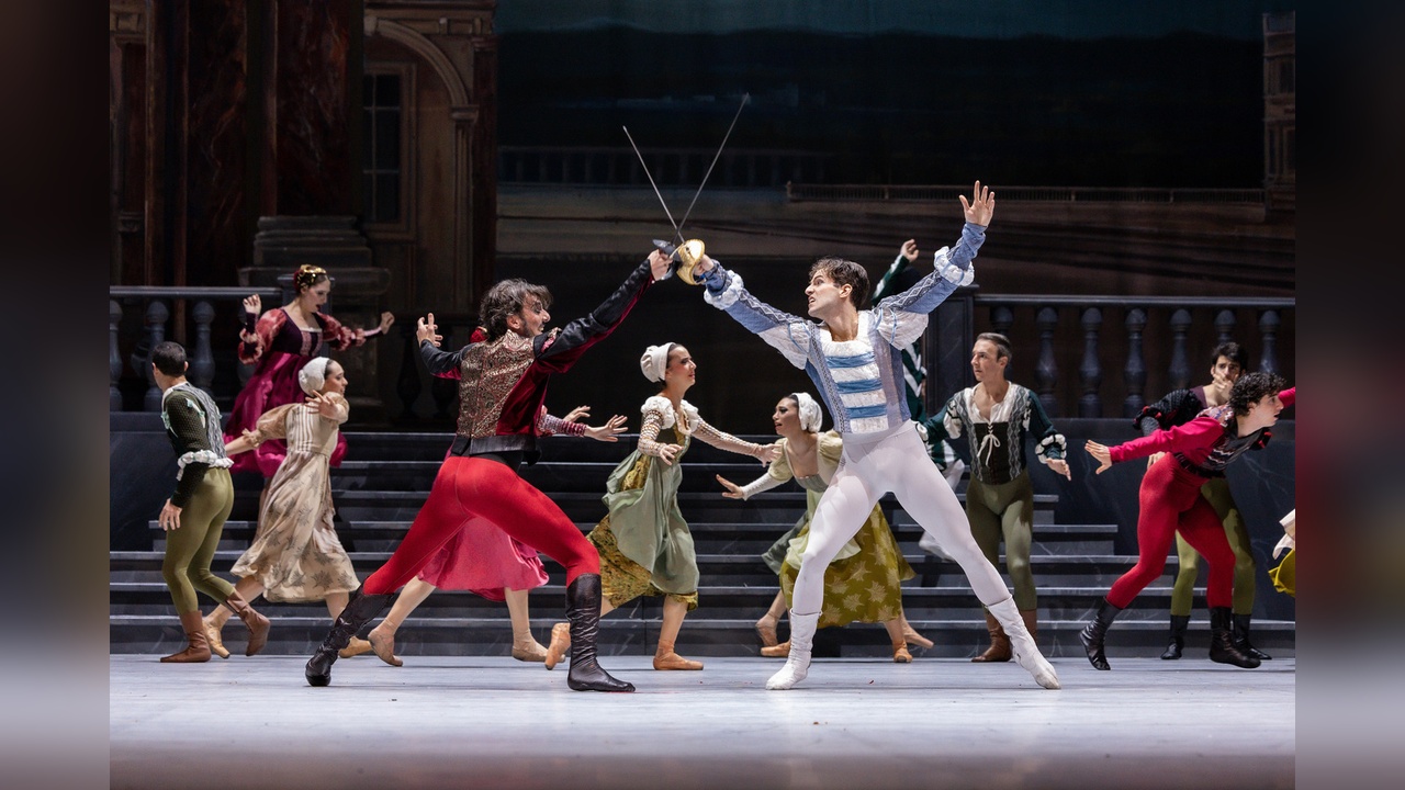 Romeo ve Juliet Balesi AKM'de Sahnelendi