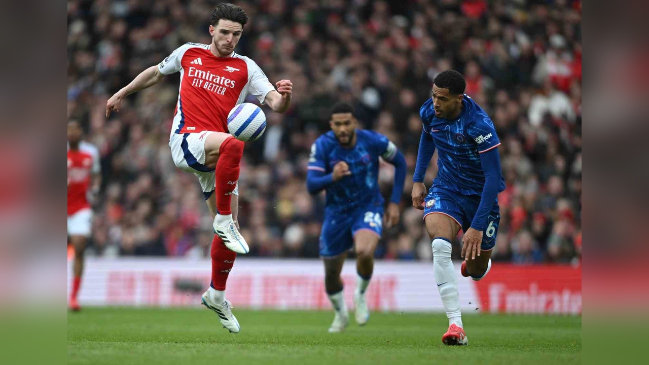 Mesut Özil ve Akif Çağatay Kılıç, Arsenal - Chelsea Derbisinde Bir Araya Geldi