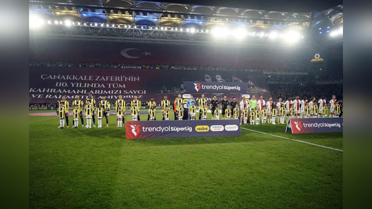 Fenerbahçe ve Samsunspor, Çanakkale Şehitlerini Andı