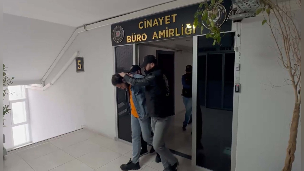 İmamoğlu'na Yönelik Tehditler Sonrası İki Kişi Tutuklandı