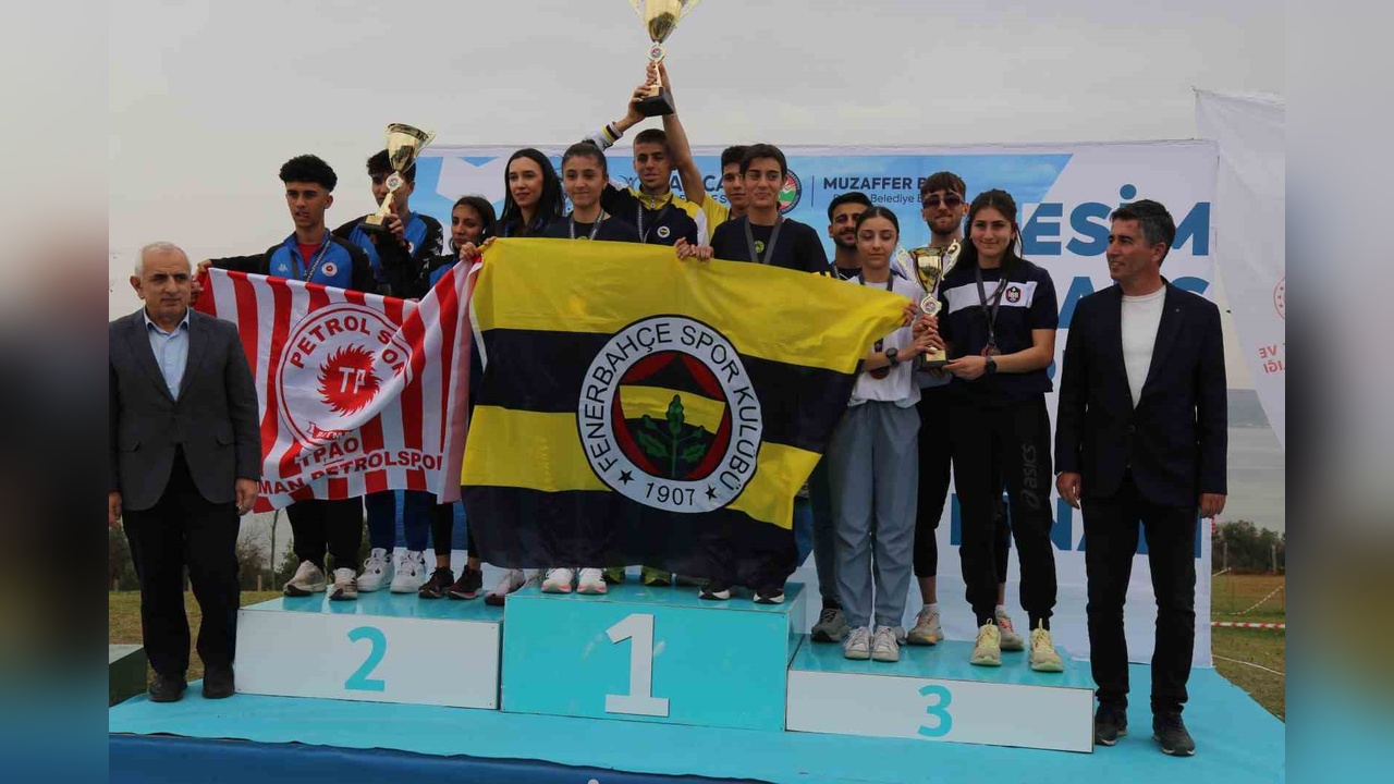 Darıca'da Kros Yarışları Coşkusu Yaşandı