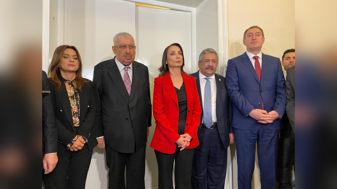 DEM ve MHP Heyetleri Görüşme Gerçekleştirdi