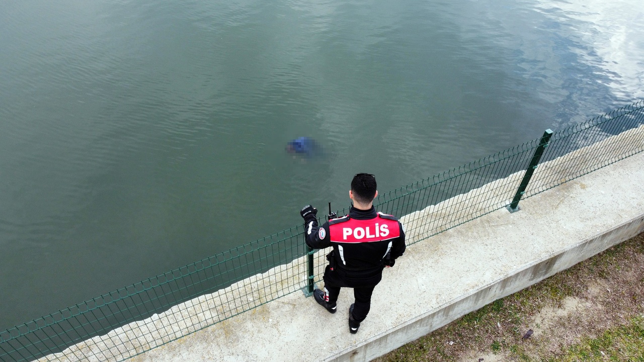 Meriç Nehri'nde Erkek Cesedi Keşfedildi