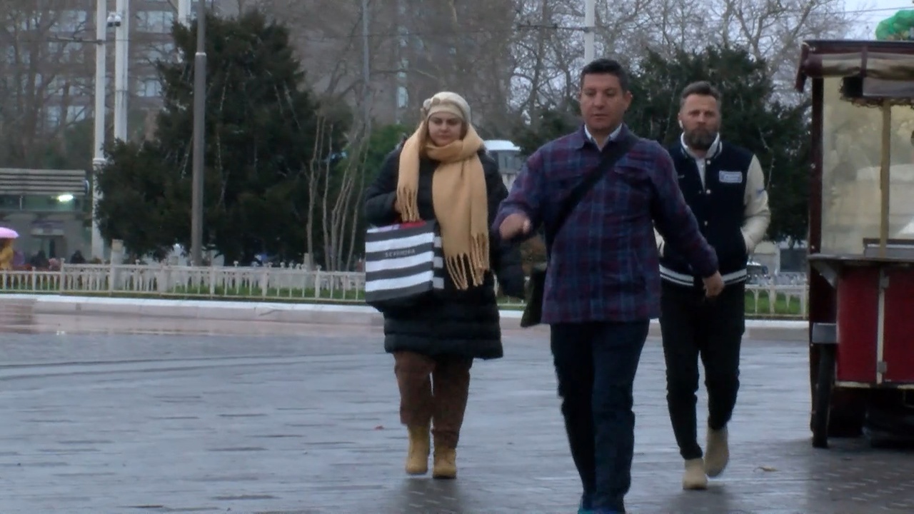 İstanbul'da Hava Sıcaklığı Bir Günde 15 Derece Düştü