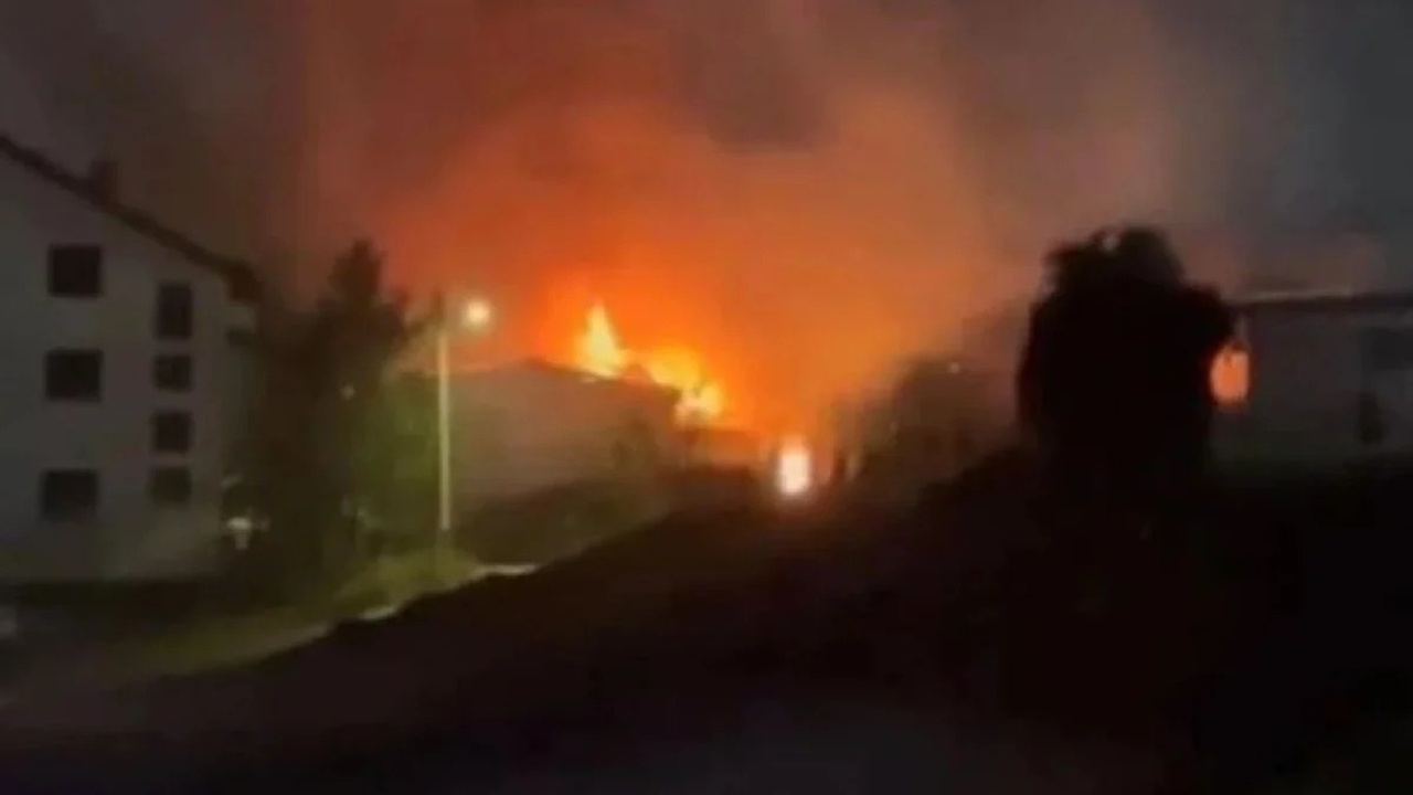 Kuzey Makedonya'daki Yangın Felaketi Sonrası Belediye Başkanı İstifa Etti