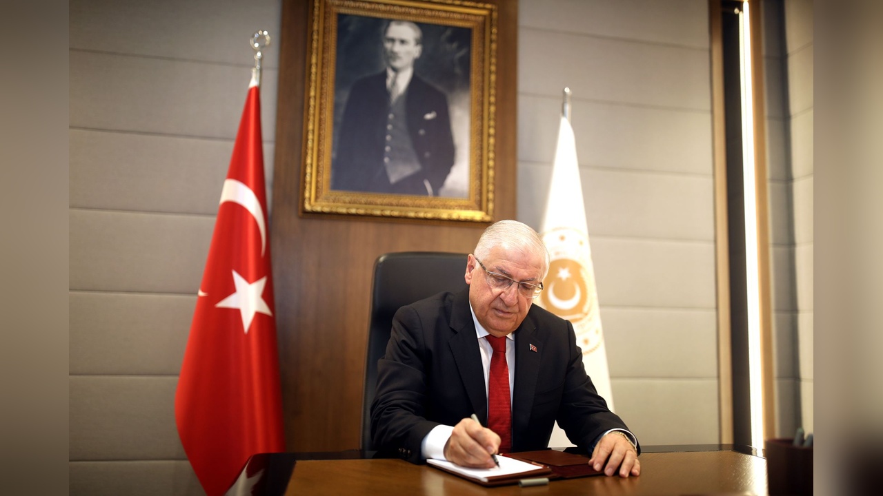 Bakan Güler, Şehitleri Anma Günü ve Çanakkale Zaferi için mesaj yayımladı