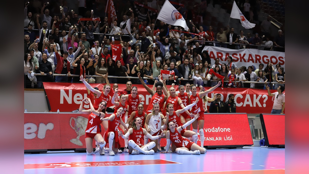 Aras Kargo Kadın Voleybol Takımı, Sultanlar Ligi'nde Yola Devam Ediyor