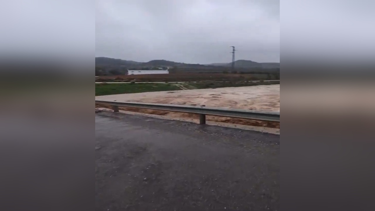 İspanya'da Şiddetli Yağışlar Su Taşkınlarını Beraberinde Getirdi