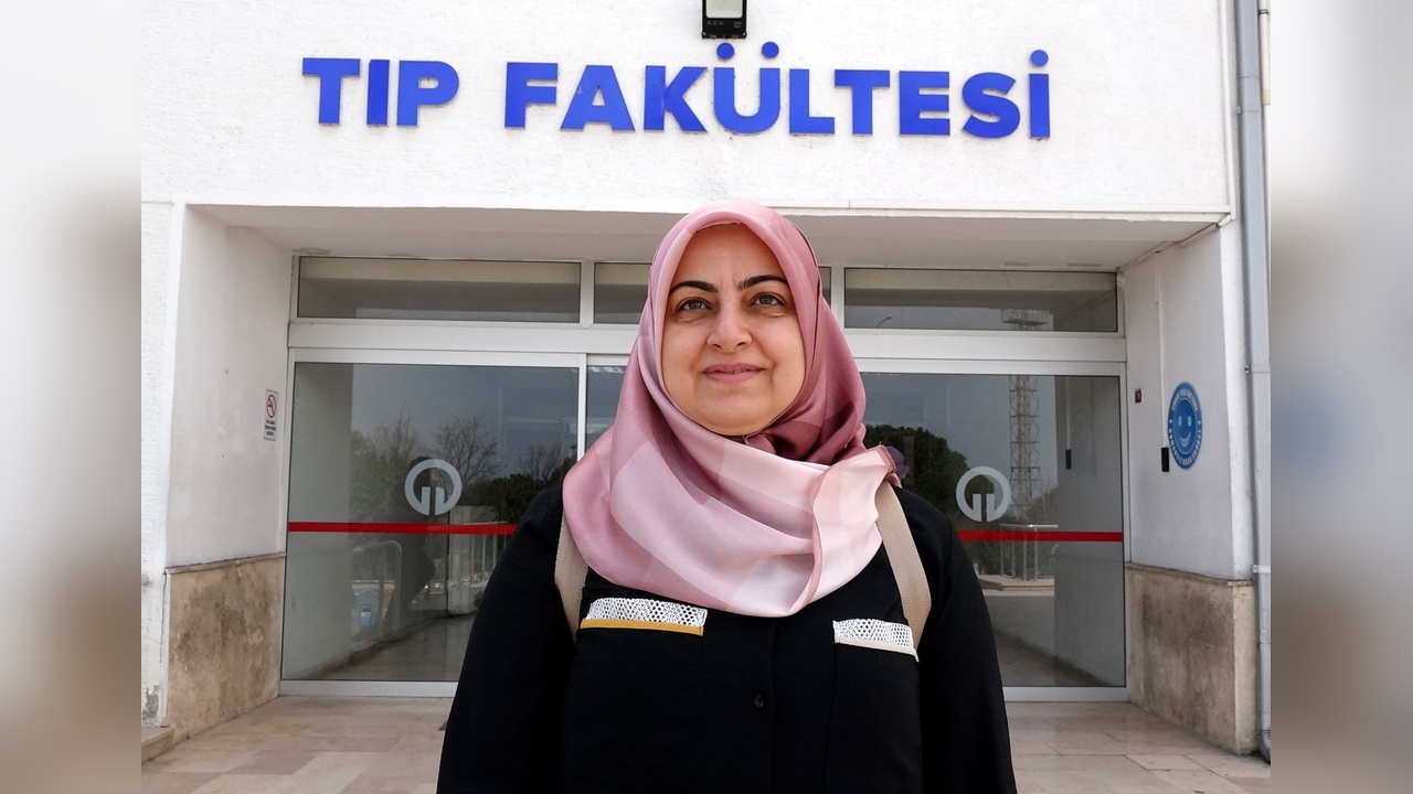 Öğretmenlikten Doktorluğa: 23 Yıl Sonra Hayalini Gerçekleştirdi