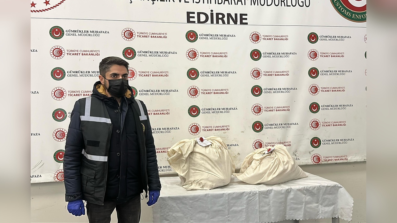 Kapıkule Sınır Kapısı'nda Uyuşturucu Operasyonu: 44 Kilo Ele Geçirildi